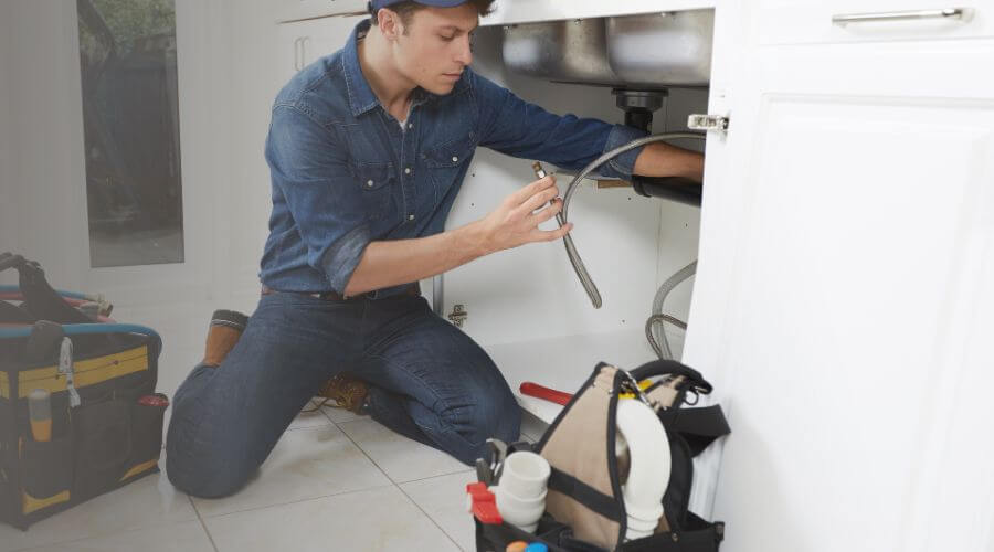 Expert burst pipe repair services in Montara, CA